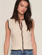 Load image into Gallery viewer, Ivory Turner Vest